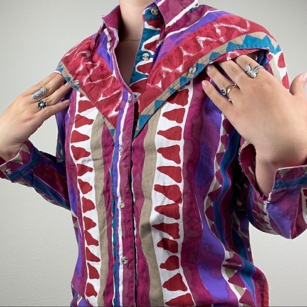 Vintage Aztec western button up - Picture 8 of 10